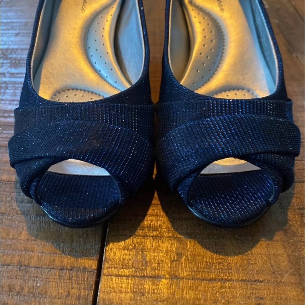 Amelia Grace Elegant Blue Sparkly Peep Toe Heels - Picture 2 of 5